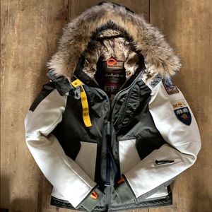 Parajumper ski coat with genuine fur collar